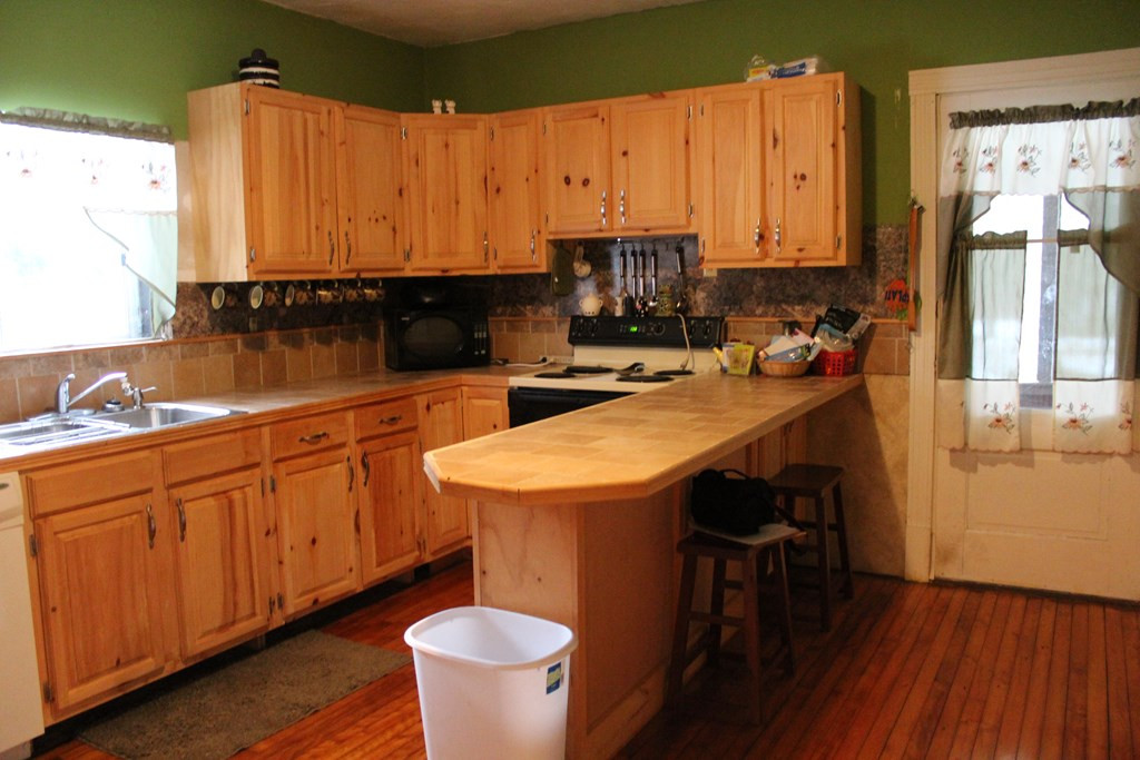 137 Spring Street St. Regis Falls, NY 12980 - Photo 5 of 19 Gallery Image 5