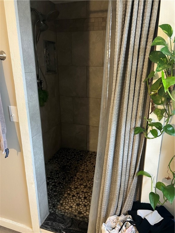 8353 East Main Road Le Roy, NY 14482 - Photo 8 of 35