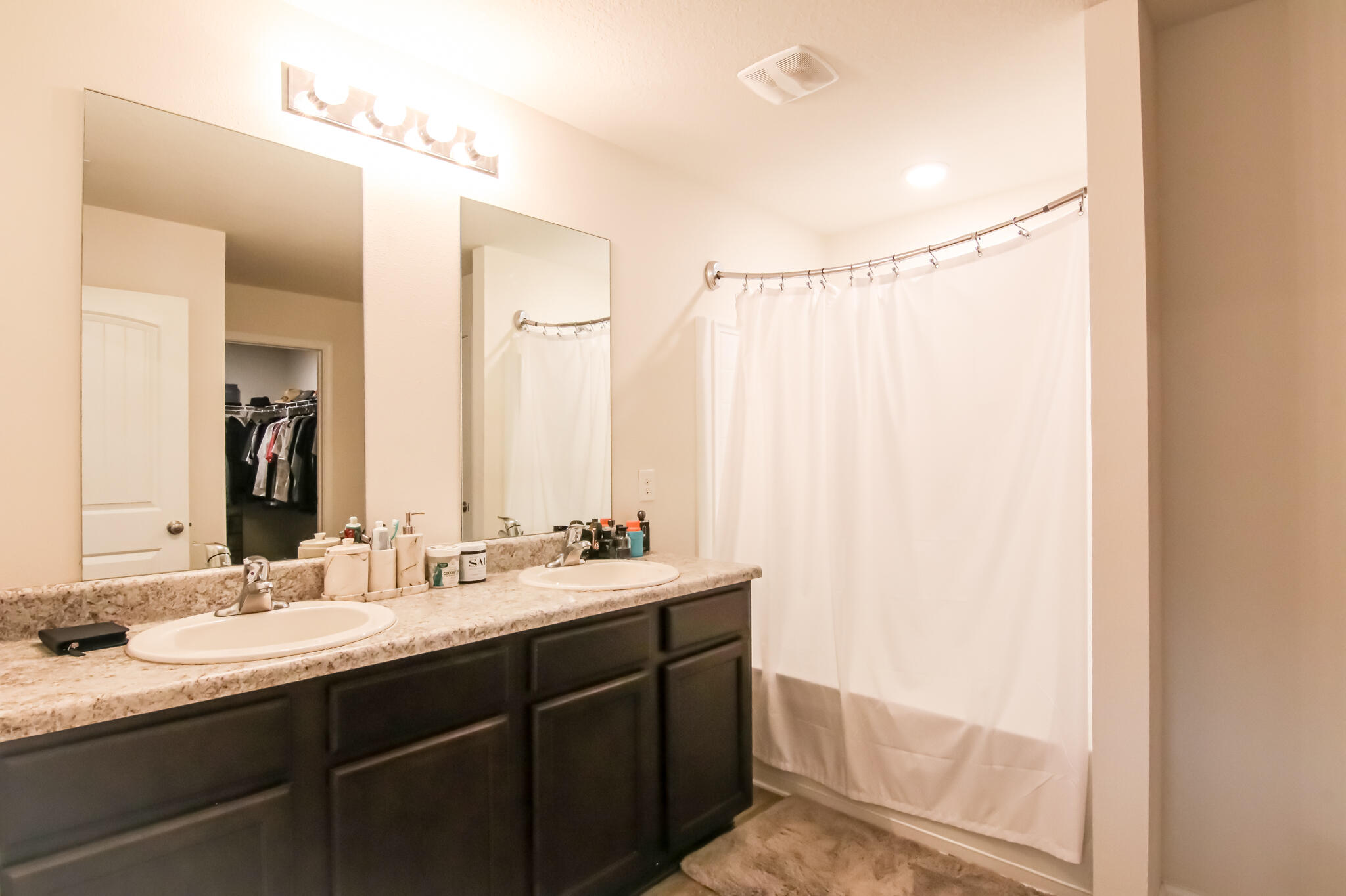 808 Moorhen Way Crestview, FL 32539 - Photo 14 of 47 a bathroom with a double vanity sink mirror and double