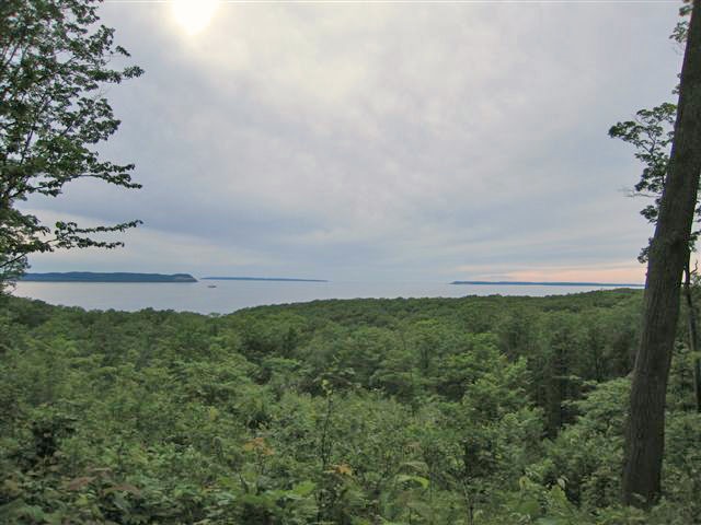 2171 South Ridge Road Lake Leelanau, MI 49653 - Photo 3 of 14 1814283-2.JPG