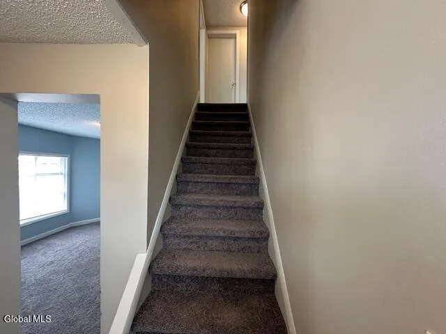 $125,000 | 6 Eagle Street, Gloversville, NY 12078