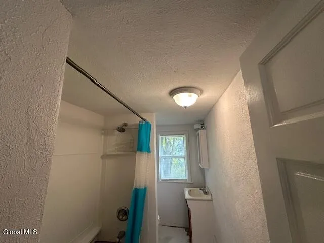 $125,000 | 6 Eagle Street, Gloversville, NY 12078