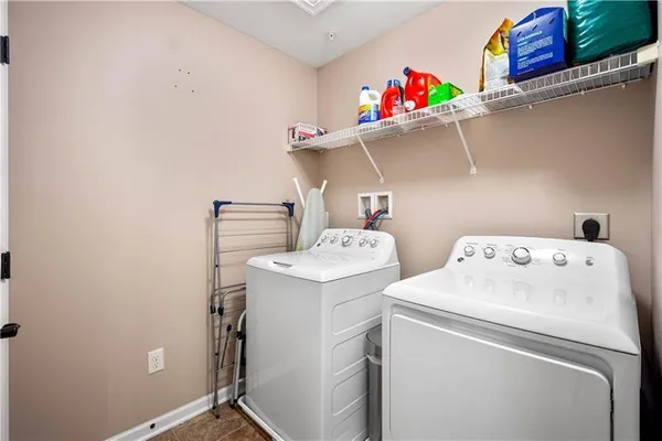 $2,650 | 294 Maple Ridge Drive, Canonsburg, PA 15317