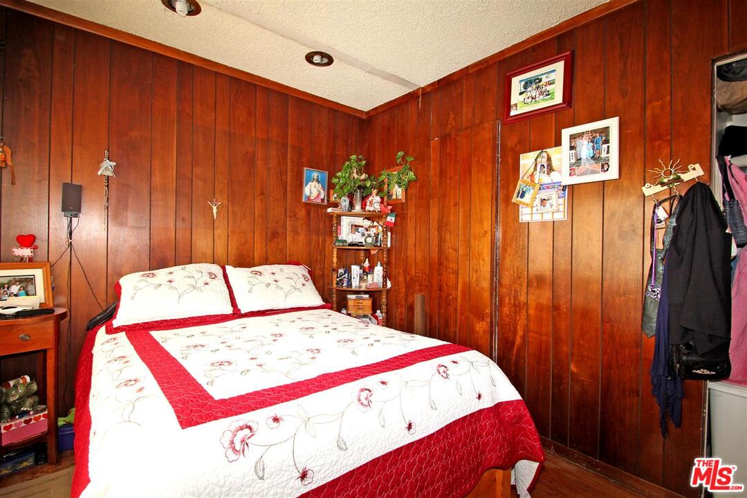 2835 Buckingham Road Los Angeles, CA 90016 - Photo 10 of 11 Gallery Image 10