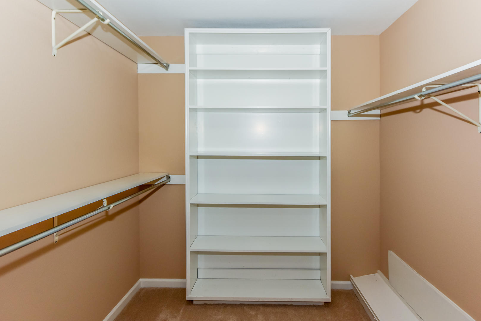 3230 Sam James Road Maryville, TN 37803 - Photo 18 of 37 MASTER BR CLOSET