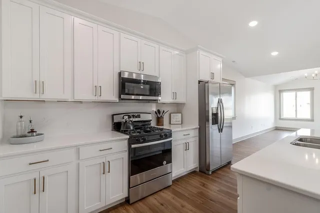 $529,900 | 309 Pinehurst Drive, Mankato, MN 56001