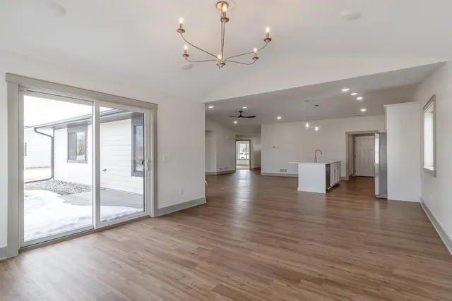 $529,900 | 309 Pinehurst Drive, Mankato, MN 56001