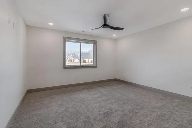 $529,900 | 309 Pinehurst Drive, Mankato, MN 56001