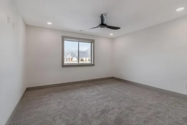 $529,900 | 309 Pinehurst Drive, Mankato, MN 56001