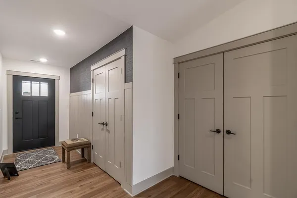 $529,900 | 309 Pinehurst Drive, Mankato, MN 56001