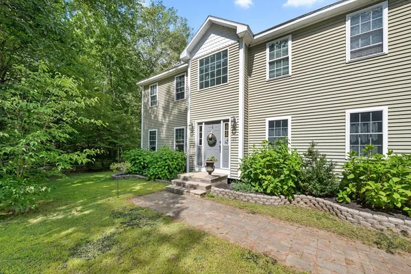 $549,900 | 97 Apple Road, Brimfield, MA 01010