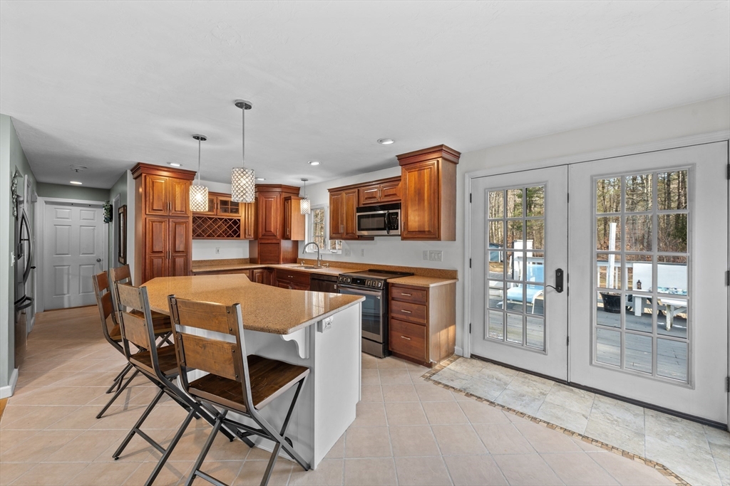 97 Apple Road Brimfield, MA 01010 - Photo 7 of 27