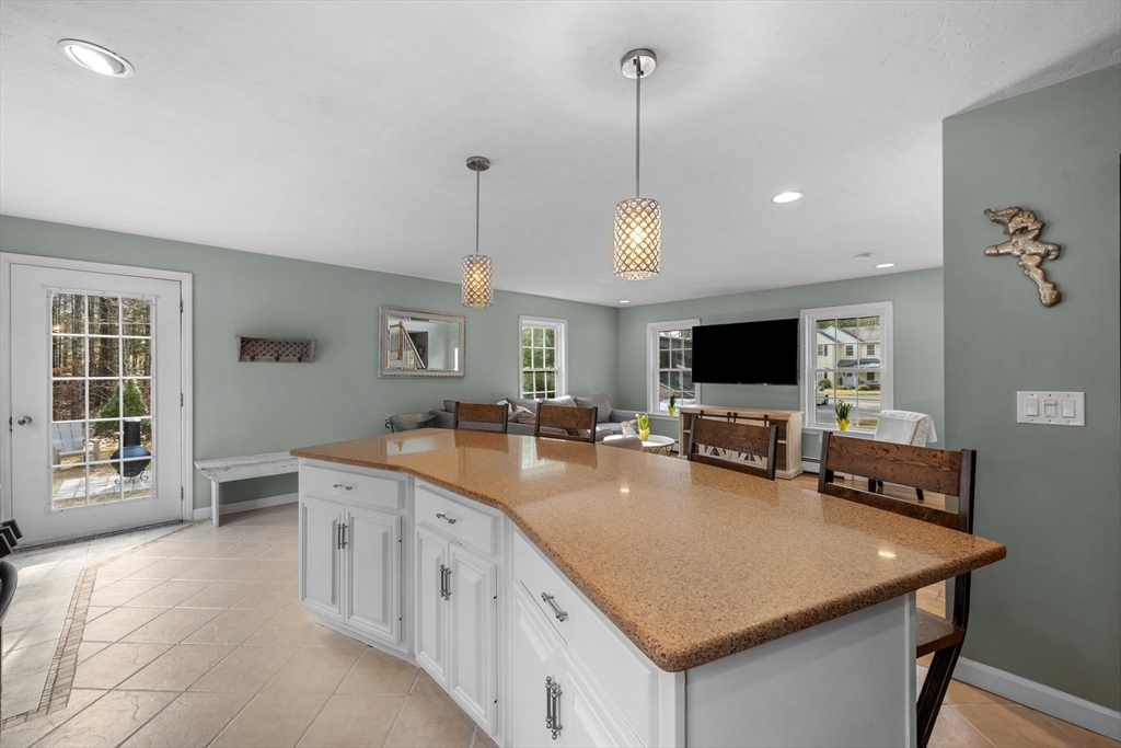 97 Apple Road Brimfield, MA 01010 - Photo 9 of 27