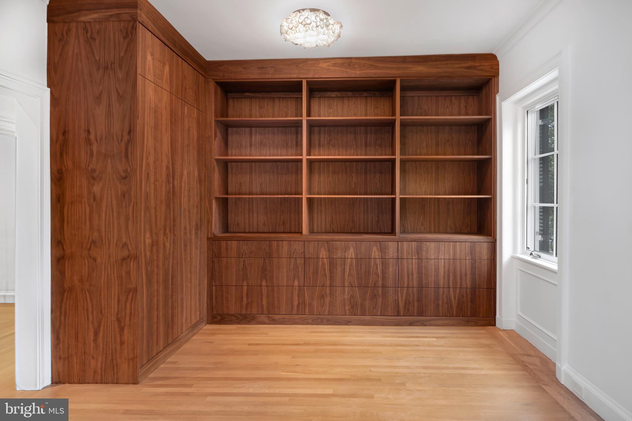 87 Library Place Princeton, NJ 08540 - Photo 42 of 60 Primary dressing room / closet