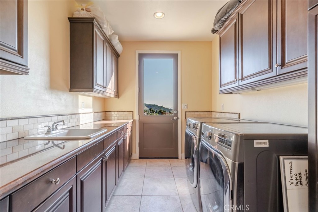 10817 West Stallion Ranch Road Sunland, CA 91040 - Photo 23 of 72 Gallery Image 23