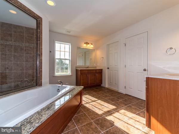 230 Spring Meadows Road, Unit 9 Manchester, PA 17345 - Photo 17 of 30 Gallery Image 17