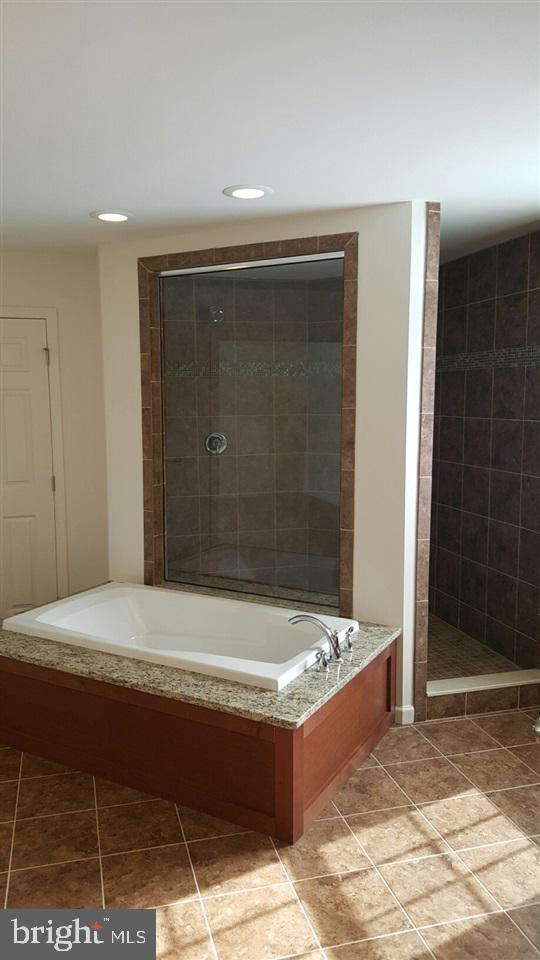 230 Spring Meadows Road, Unit 9 Manchester, PA 17345 - Photo 20 of 30 Gallery Image 20
