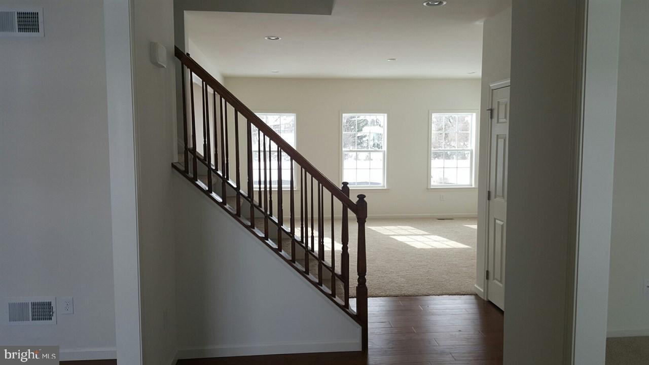 230 Spring Meadows Road, Unit 9 Manchester, PA 17345 - Photo 9 of 30 Gallery Image 9