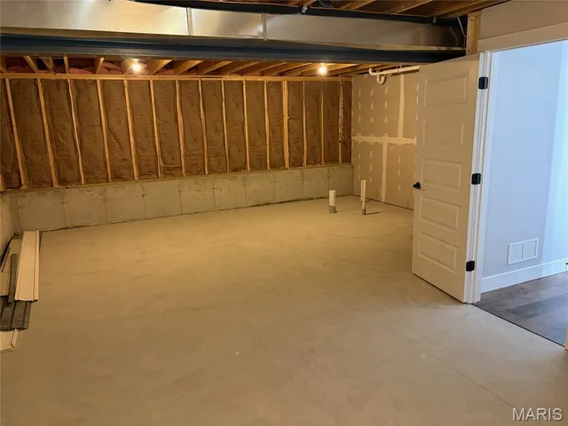 $2,000 | 1158 Marathon Drive, Foristell, MO 63348