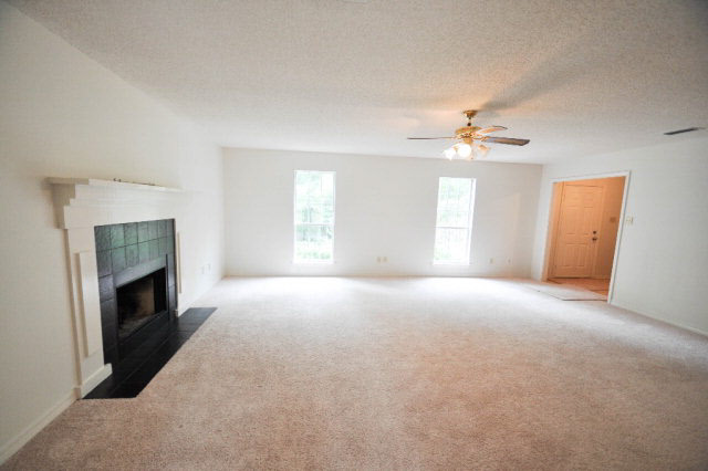 691 Ridgewood Drive Daphne, AL 36526 - Photo 3 of 13