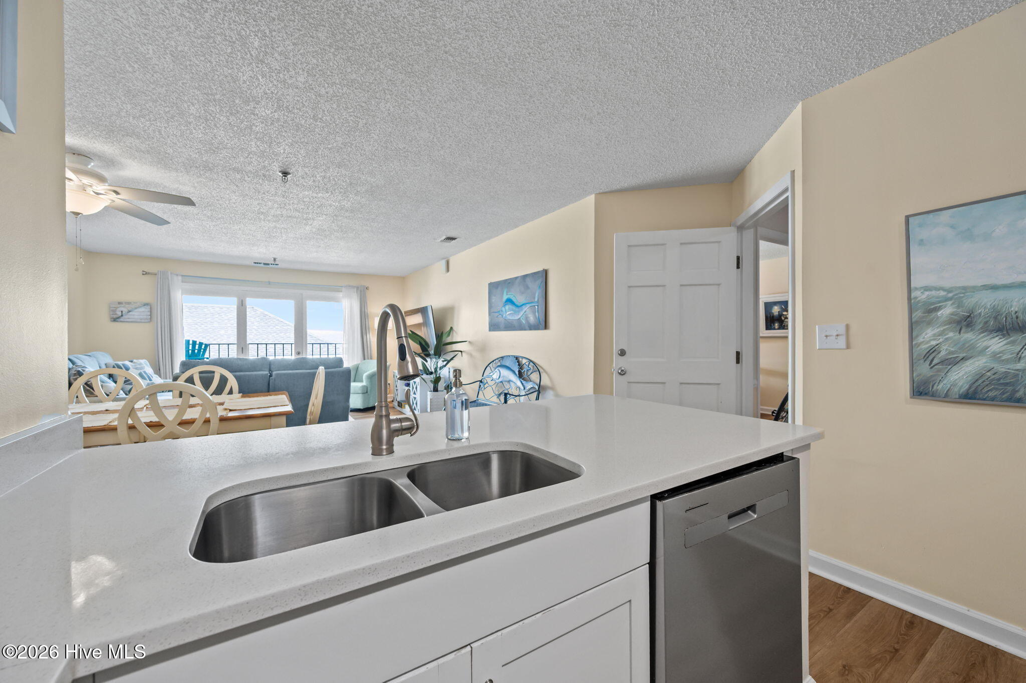 790 New River Inlet Road, Unit 320B North Topsail Beach, NC 28460 - Photo 17 of 46 Kitchen