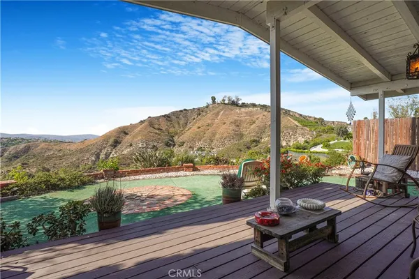 $569,000 | 23777 Mulholland Highway, Calabasas, CA 91302