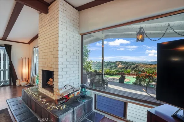 $569,000 | 23777 Mulholland Highway, Calabasas, CA 91302