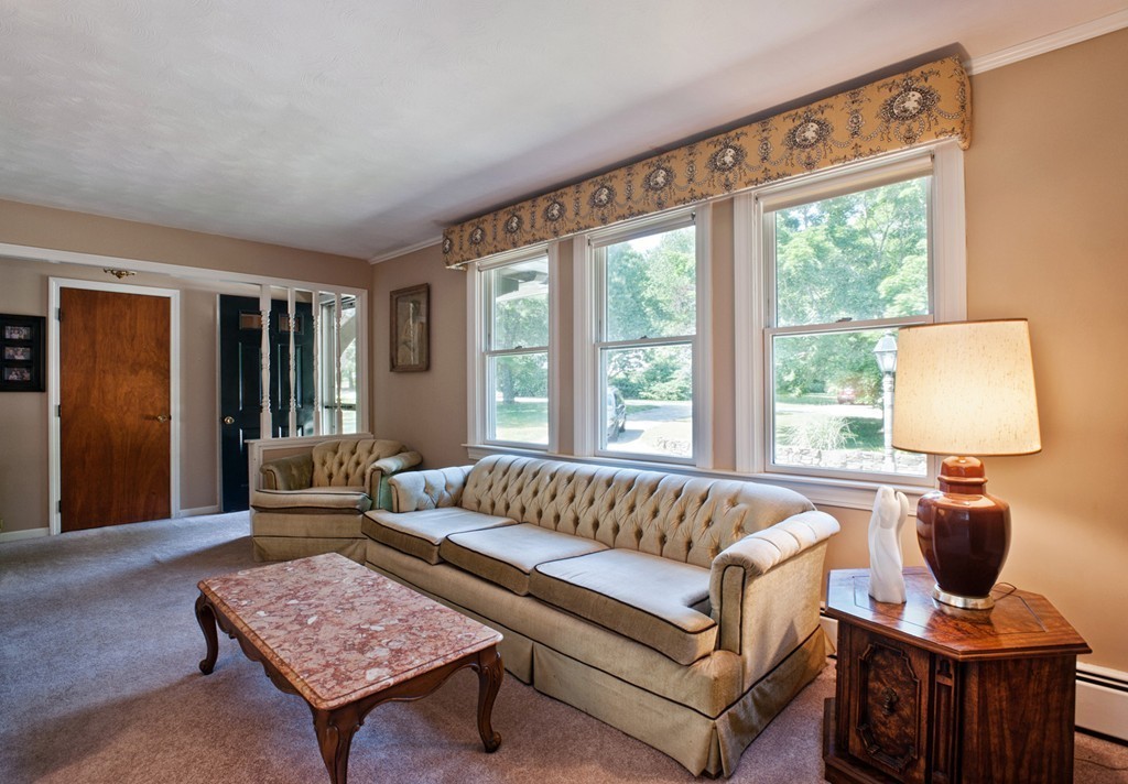 39 Carr Road Duxbury, MA 02332 - Photo 3 of 25 Gallery Image 3