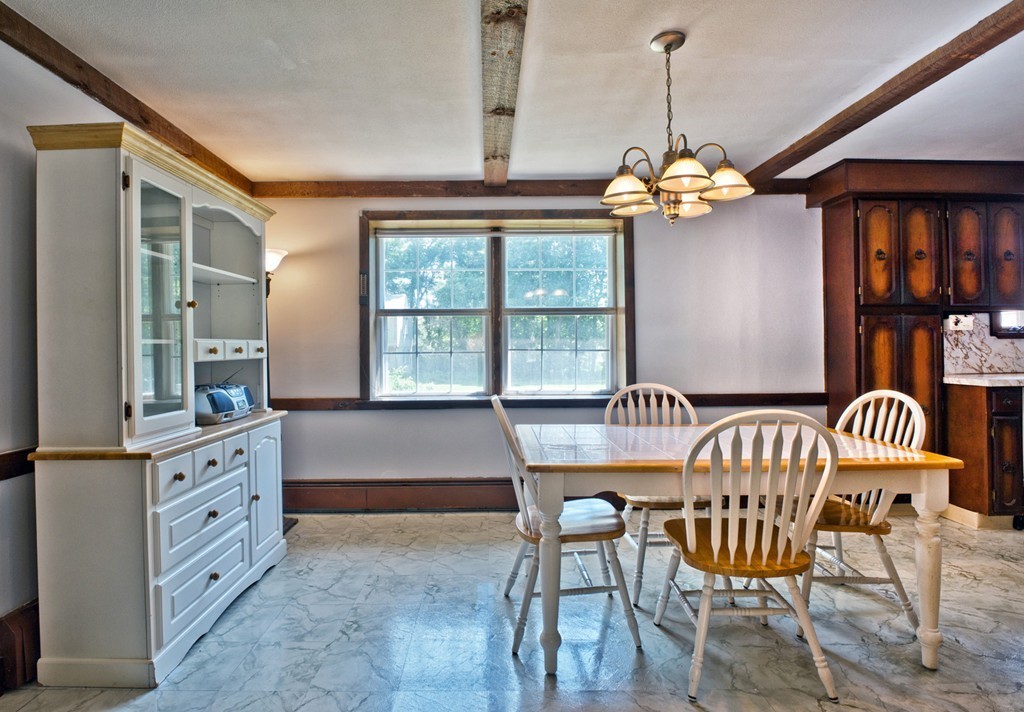 39 Carr Road Duxbury, MA 02332 - Photo 4 of 25 Gallery Image 4