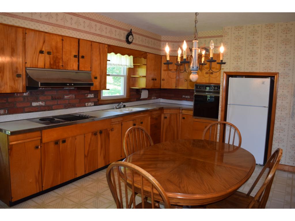 539 St Albans Road Swanton, VT 05488 - Photo 8 of 17