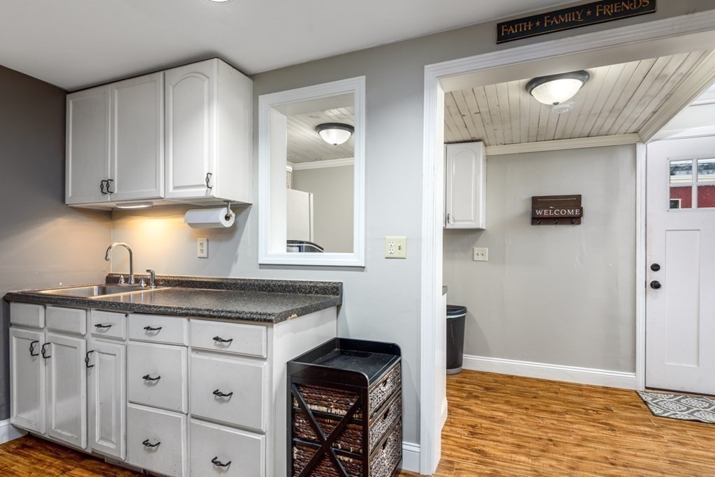 165 Bridge Road Salisbury, MA 01952 - Photo 19 of 30