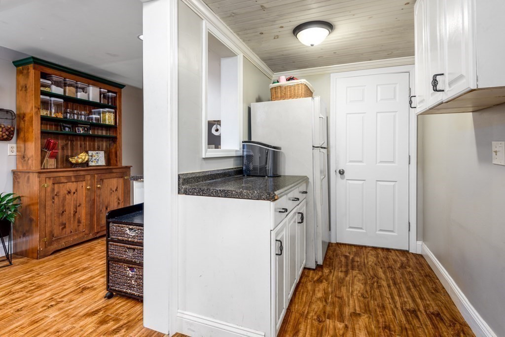 165 Bridge Road Salisbury, MA 01952 - Photo 21 of 30