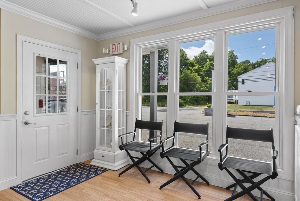 165 Bridge Road Salisbury, MA 01952 - Photo 6 of 30