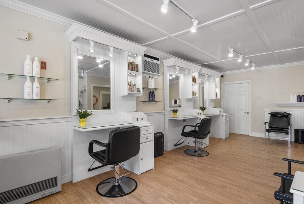 165 Bridge Road Salisbury, MA 01952 - Photo 9 of 30