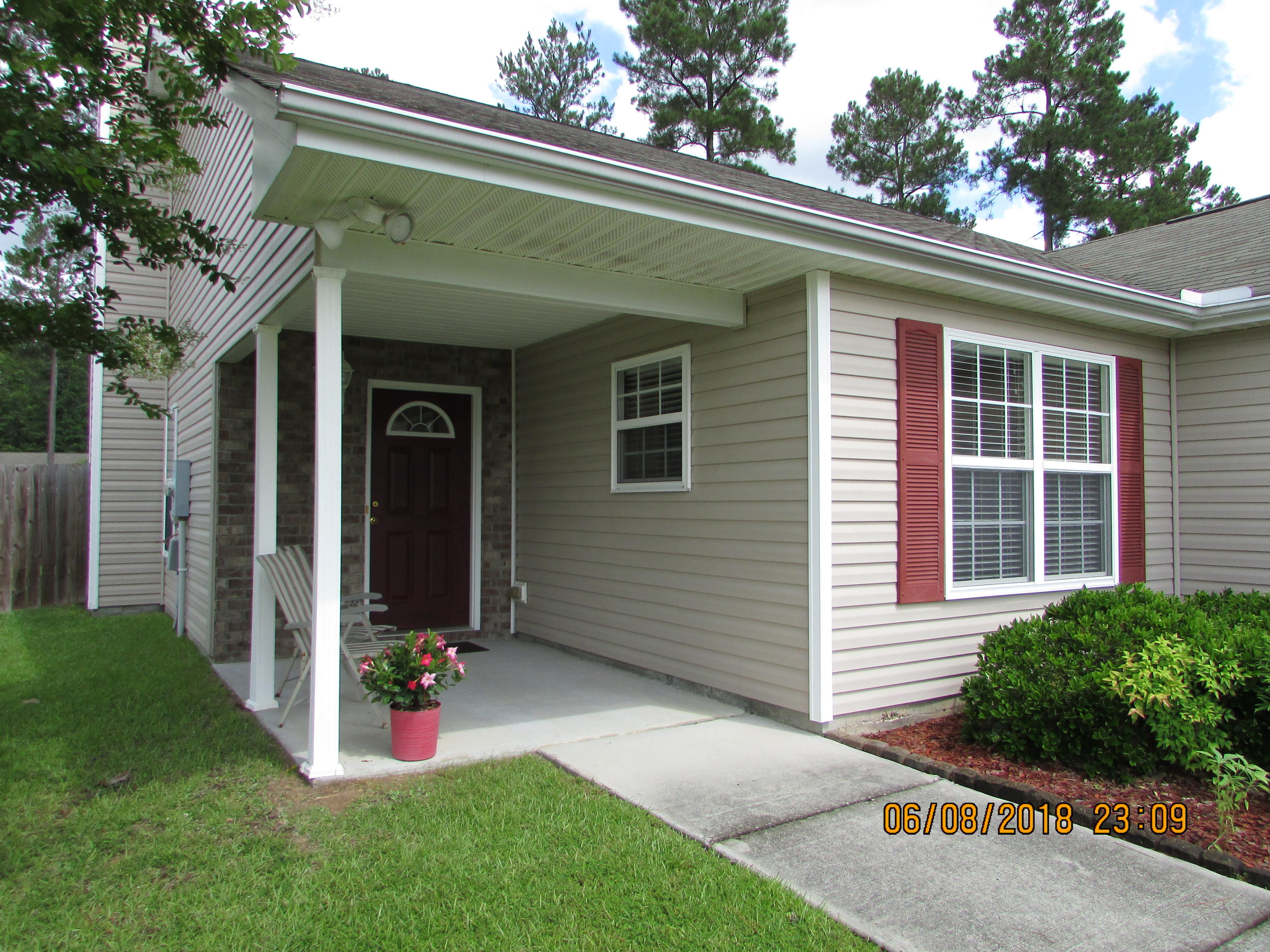 409 Meadowview Trail Summerville, SC 29486 - Photo 2 of 30 Covered Front Porch