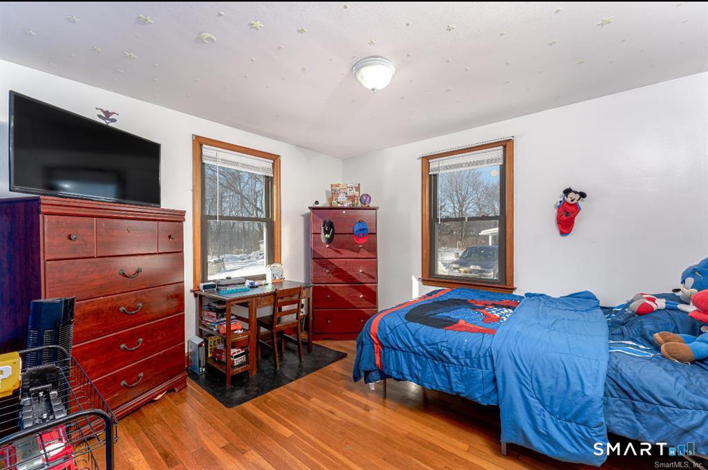 136 Pearl Lake Road Waterbury, CT 06706 - Photo 24 of 37