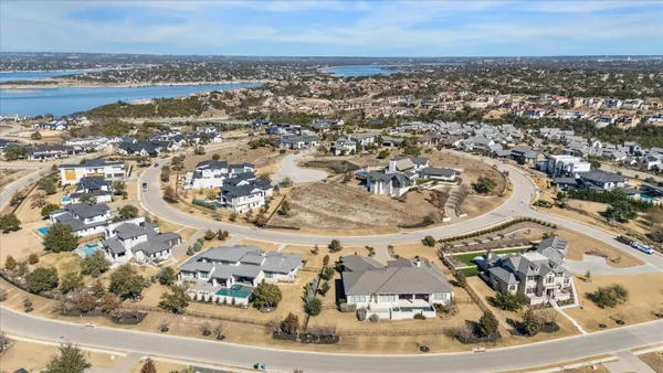 $1,250,000 | 625 Vendemmia Bend, Austin, TX 78738