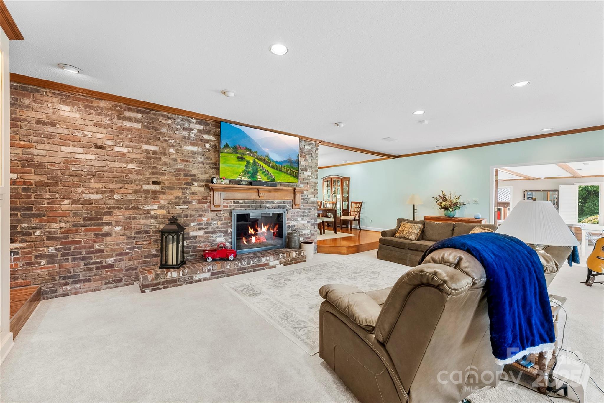 2927 Old Stage Road Gastonia, NC 28052 - Photo 6 of 47 Gallery Image 6