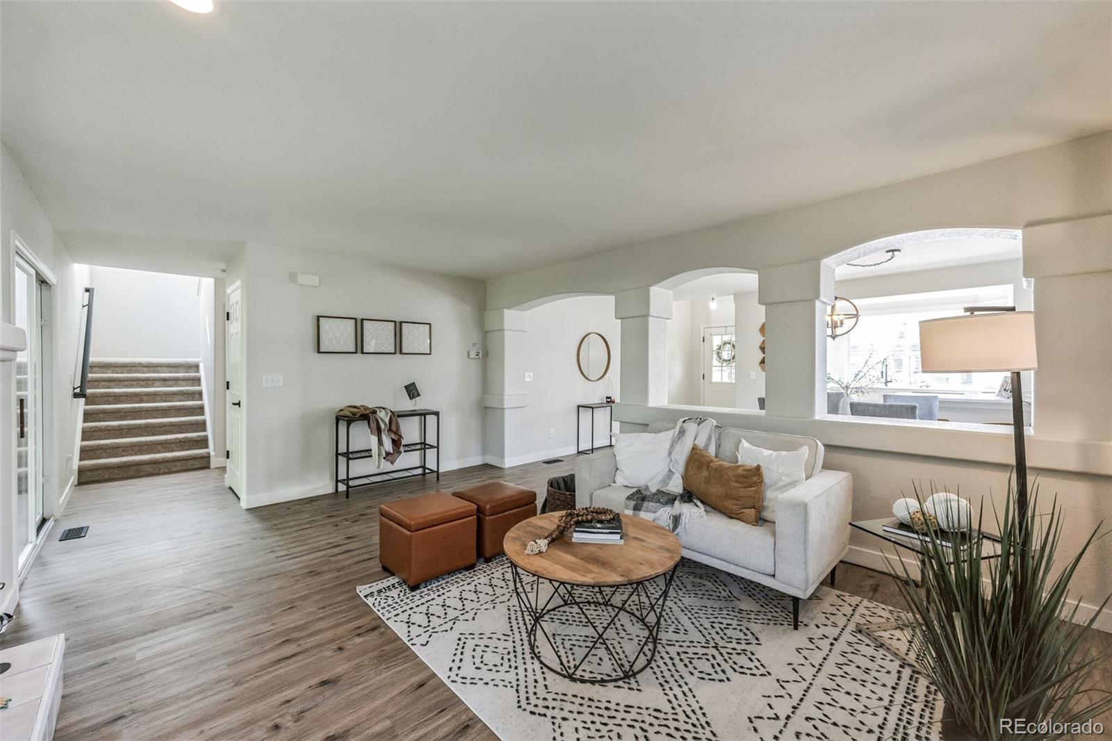 10335 Spring Water Peak Highlands Ranch, CO 80129 - Photo 12 of 33 Gallery Image 12