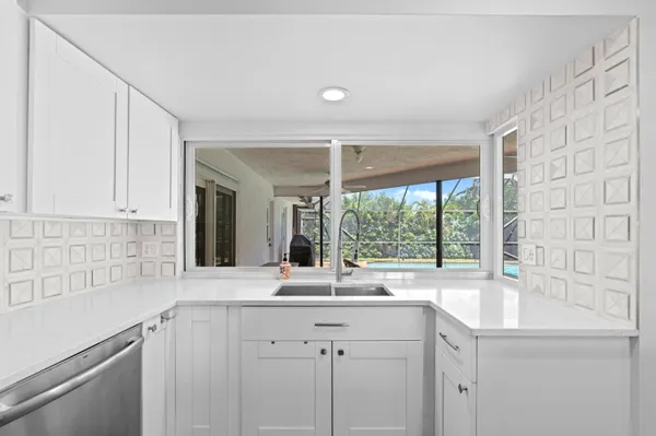 $5,800 | 1039 Northwest 8th Street, Boca Raton, FL 33486