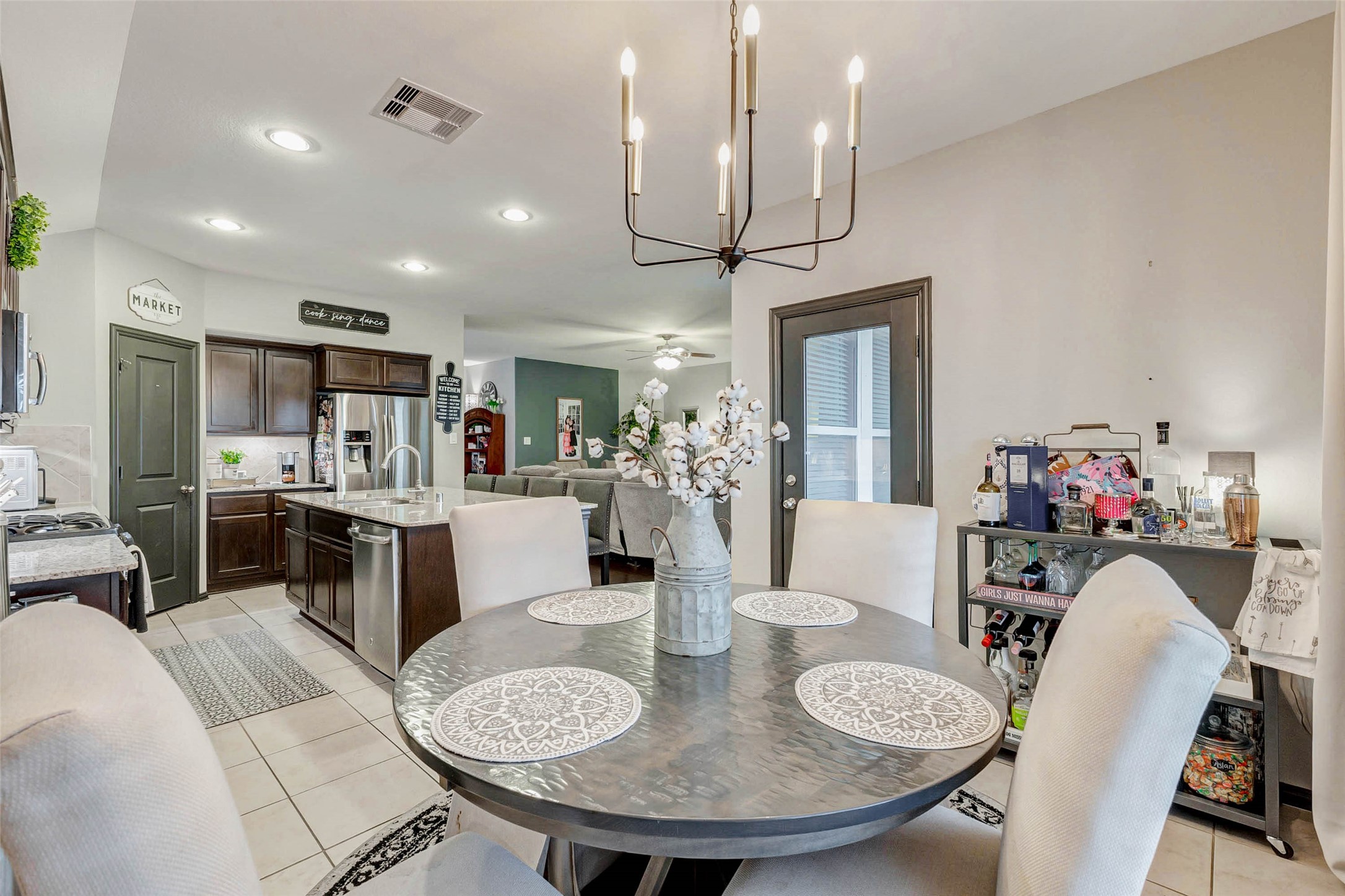 8319 Silent Deep Drive Rosenberg, TX 77469 - Photo 13 of 34 a view of a dining room with furniture
