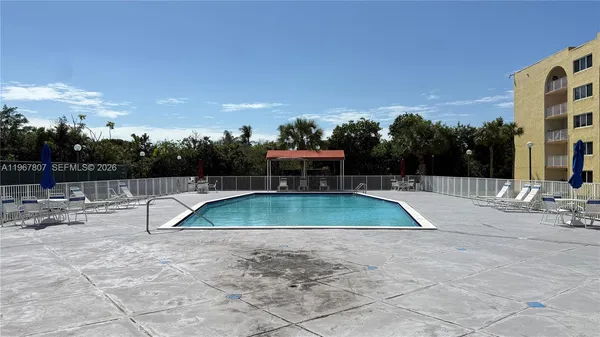 a view of outdoor space