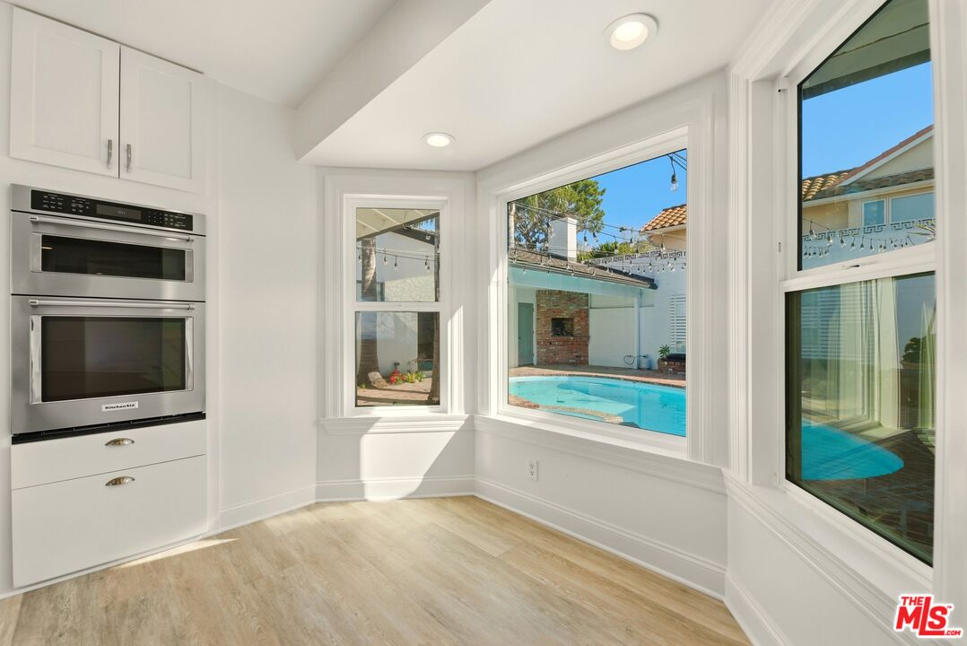 204 Tranquillo Road Pacific Palisades, CA 90272 - Photo 11 of 28