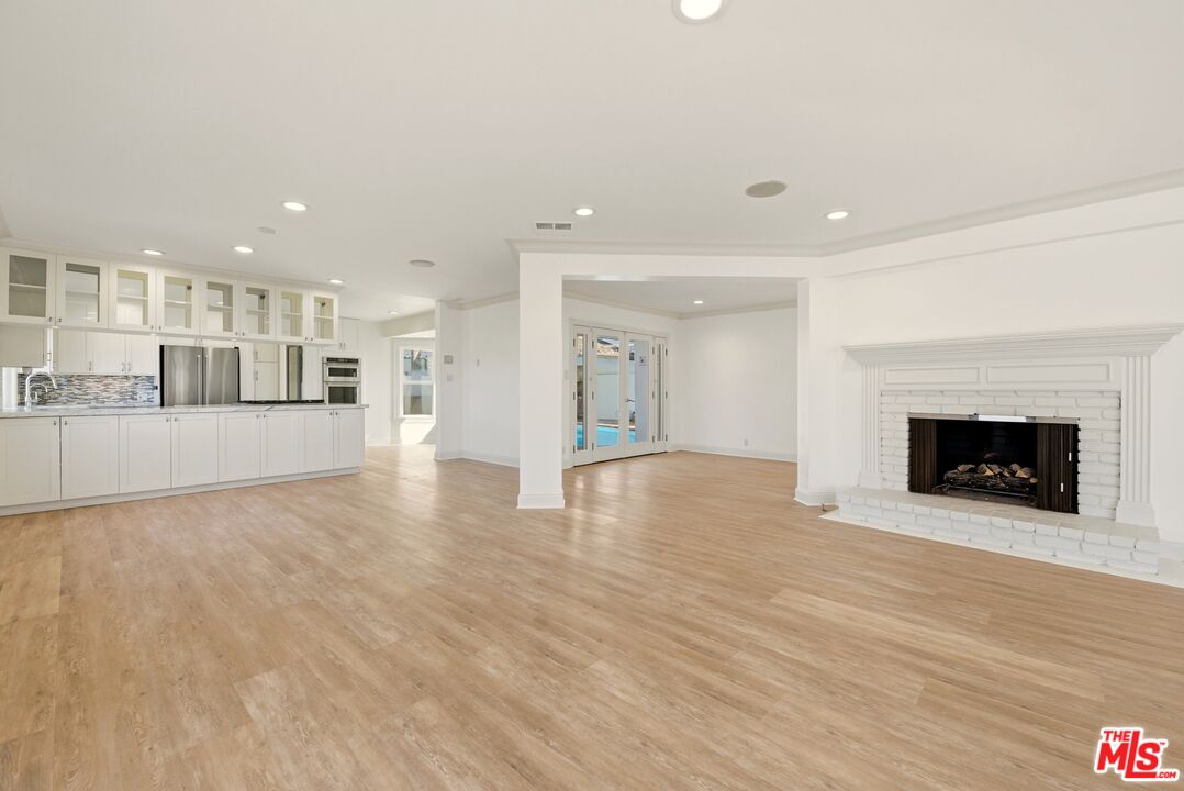 204 Tranquillo Road Pacific Palisades, CA 90272 - Photo 4 of 28