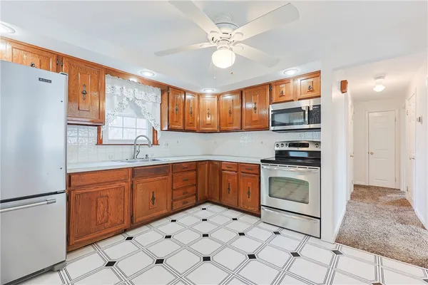 $489,000 | 47 Dartmouth Avenue, East Providence, RI 02915