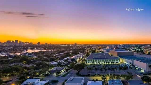 a view of entryway and hall