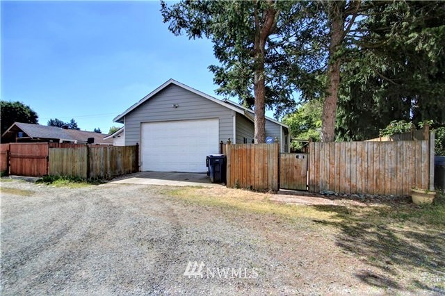 1001 McLean Road Mount Vernon, WA 98273 - Photo 20 of 21 Gallery Image 20
