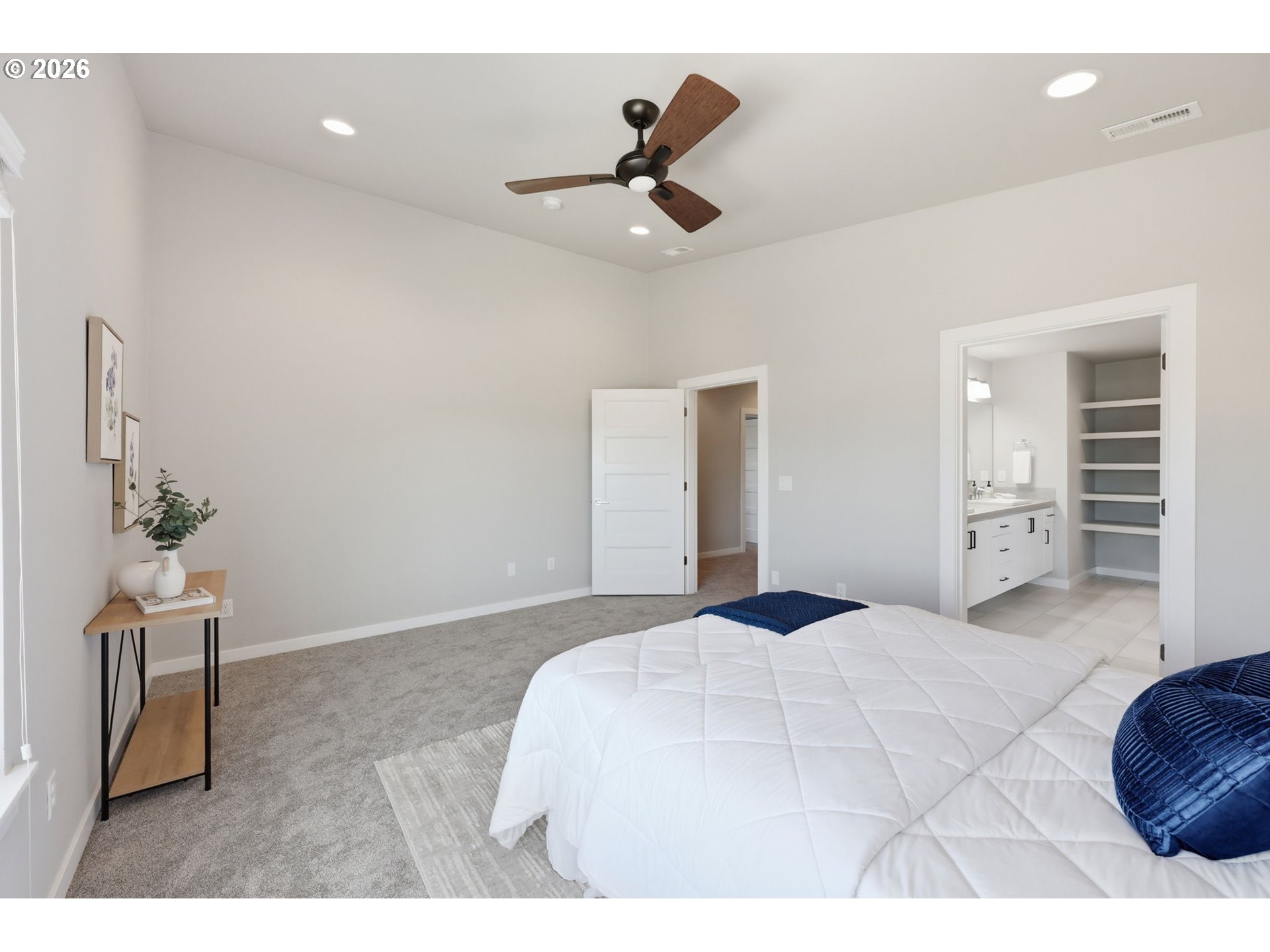8100 Ryber Road Wilsonville, OR 97070 - Photo 21 of 42 Primary Bedroom
