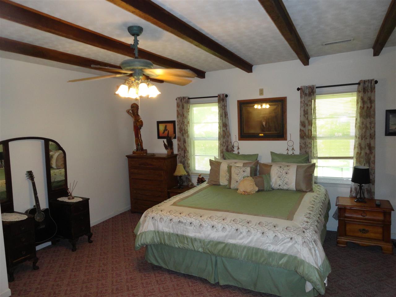 1051 Aaron Road Bowling Green, KY 42101 - Photo 11 of 26 Gallery Image 11