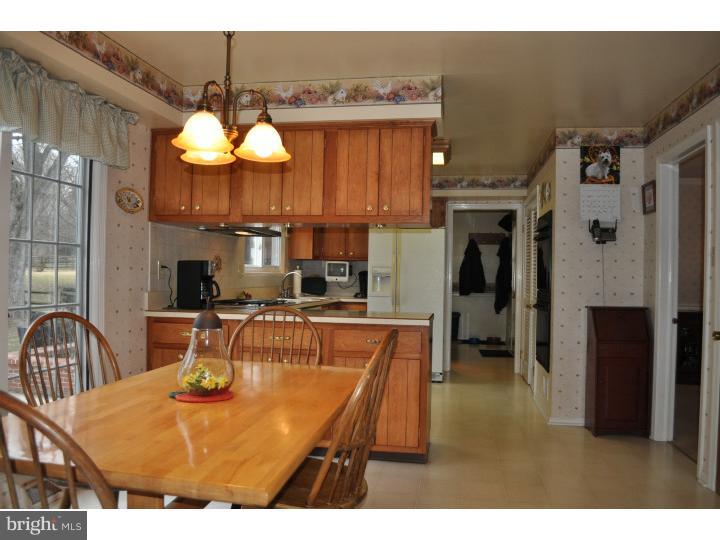 302 Sidley Road Malvern, PA 19355 - Photo 6 of 24 Kitchen
